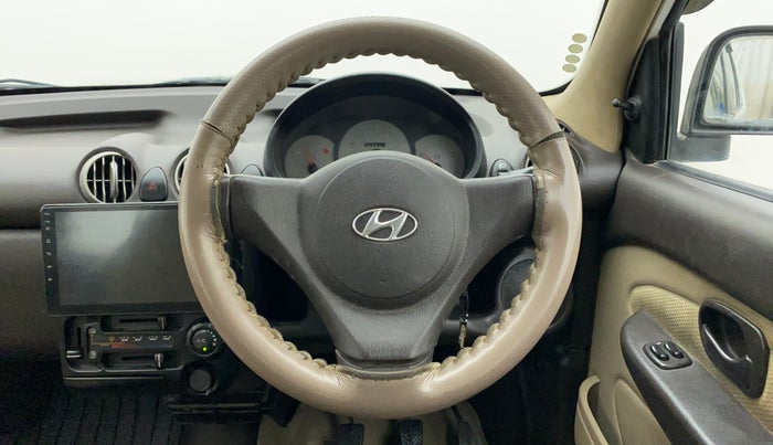 2014 Hyundai Santro Xing GL PLUS, Petrol, Manual, 55,620 km, Steering Wheel Close Up