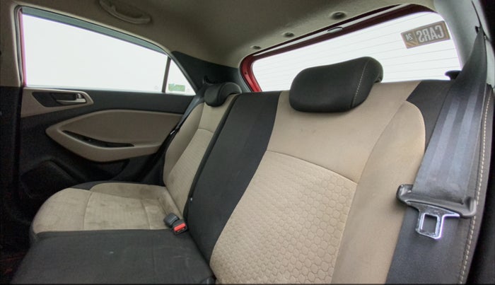 2017 Hyundai Elite i20 ASTA 1.2, Petrol, Manual, 66,568 km, Right Side Rear Door Cabin