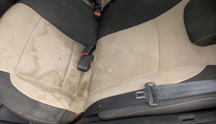 2017 Hyundai Elite i20 ASTA 1.2, Petrol, Manual, 66,568 km, Second-row left seat - Cover slightly stained