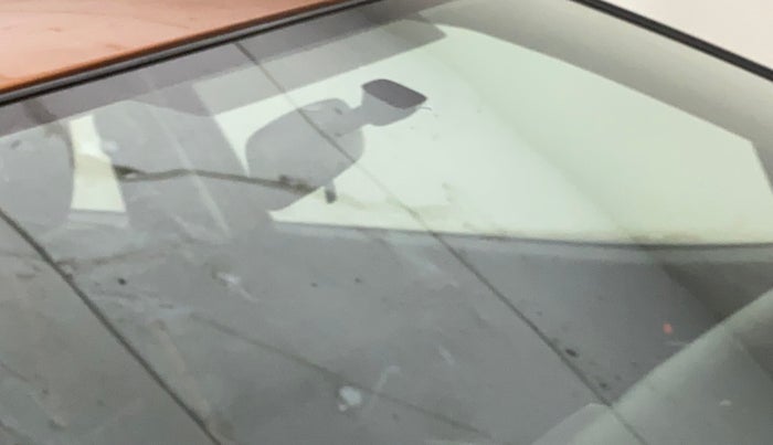 2017 Maruti Baleno DELTA CVT PETROL 1.2, Petrol, Automatic, 59,086 km, Front windshield - Minor spot on windshield