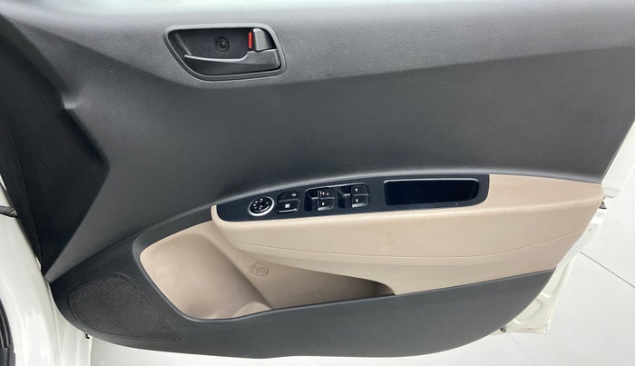 2016 Hyundai Grand i10 MAGNA 1.2 KAPPA VTVT, Petrol, Manual, 55,551 km, Driver Side Door Panels Control