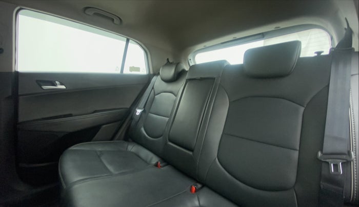 2019 Hyundai Creta 1.6 SX (O) VTVT, Petrol, Manual, 40,093 km, Right Side Rear Door Cabin
