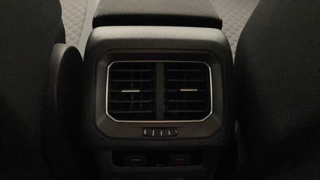 Rear A/C Vent
