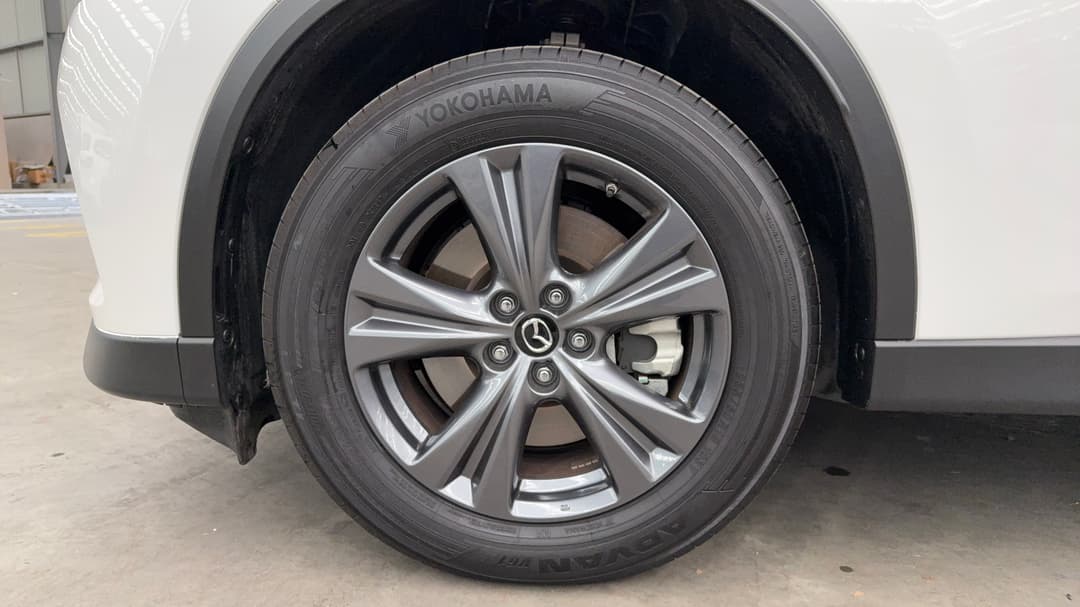 2024 Mazda Cx-80 G40e Pure, Automatic, 11668 km, Left Front Wheel