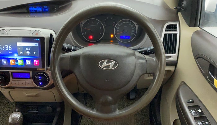 2011 Hyundai i20 MAGNA 1.4 CRDI, Diesel, Manual, 96,235 km, Steering Wheel Close Up