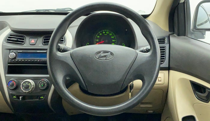 2016 Hyundai Eon ERA +, Petrol, Manual, 27,960 km, Steering Wheel Close Up