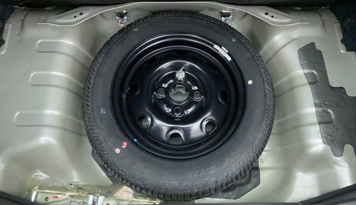 2015 Maruti Alto K10 VXI P, Petrol, Manual, 13,385 km, Spare Tyre