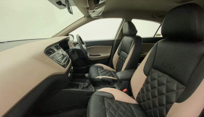 2015 Hyundai Elite i20 MAGNA 1.2, Petrol, Manual, 8,301 km, Right Side Front Door Cabin
