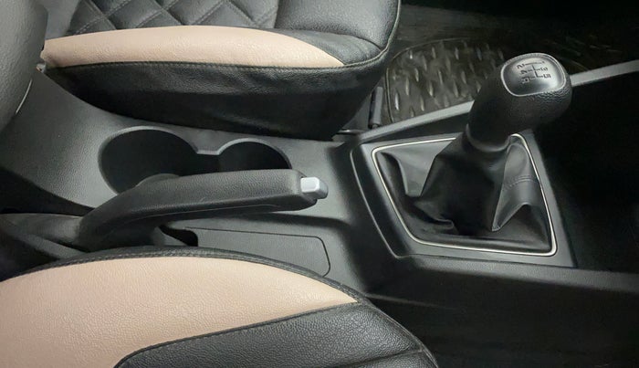 2015 Hyundai Elite i20 MAGNA 1.2, Petrol, Manual, 8,301 km, Gear Lever