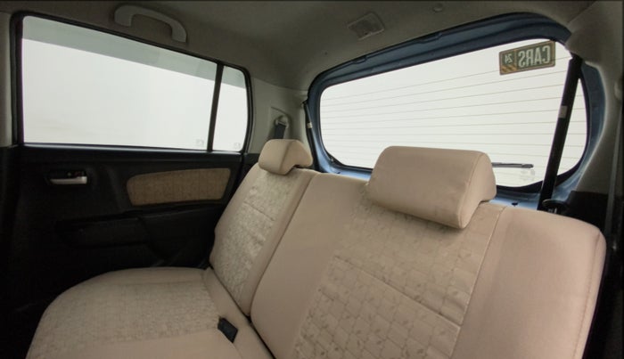 2017 Maruti Wagon R 1.0 VXI+, Petrol, Manual, 28,476 km, Right Side Rear Door Cabin