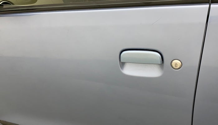 2017 Maruti Wagon R 1.0 VXI+, Petrol, Manual, 28,476 km, Front passenger door - Minor scratches
