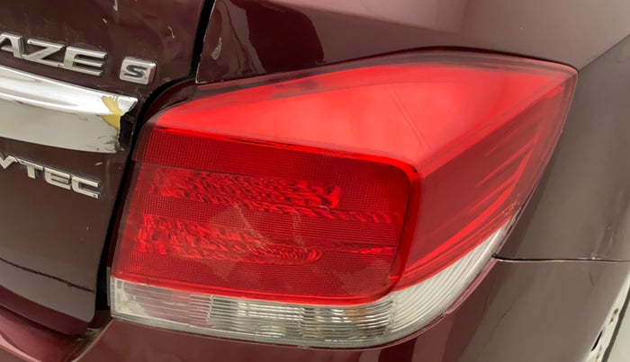 2015 Honda Amaze 1.2L I-VTEC S, Petrol, Manual, 61,397 km, Right tail light - < 2 inches,no. = 2