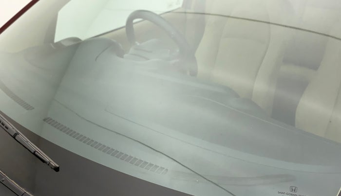 2015 Honda Amaze 1.2L I-VTEC S, Petrol, Manual, 61,397 km, Front windshield - Minor spot on windshield