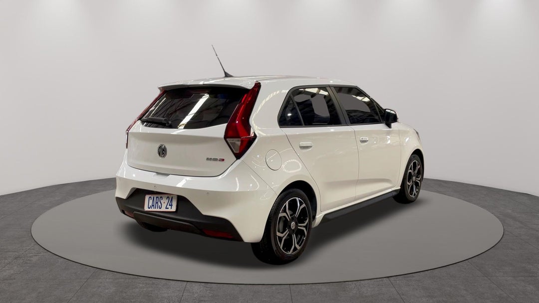 Right Back Diagonal (45- Degree) View