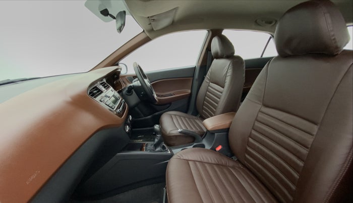 2018 Hyundai Elite i20 Magna Executive 1.2, Petrol, Manual, 13,857 km, Right Side Front Door Cabin View