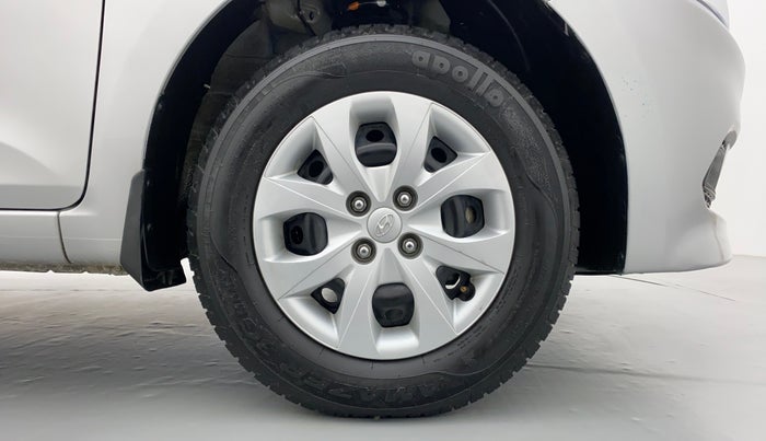 2018 Hyundai Elite i20 Magna Executive 1.2, Petrol, Manual, 13,857 km, Right Front Wheel