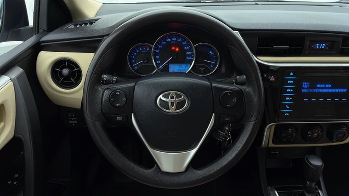 TOYOTA COROLLA-Steering Wheel Close-up