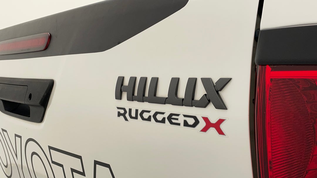 Badge (Boot Right Side)