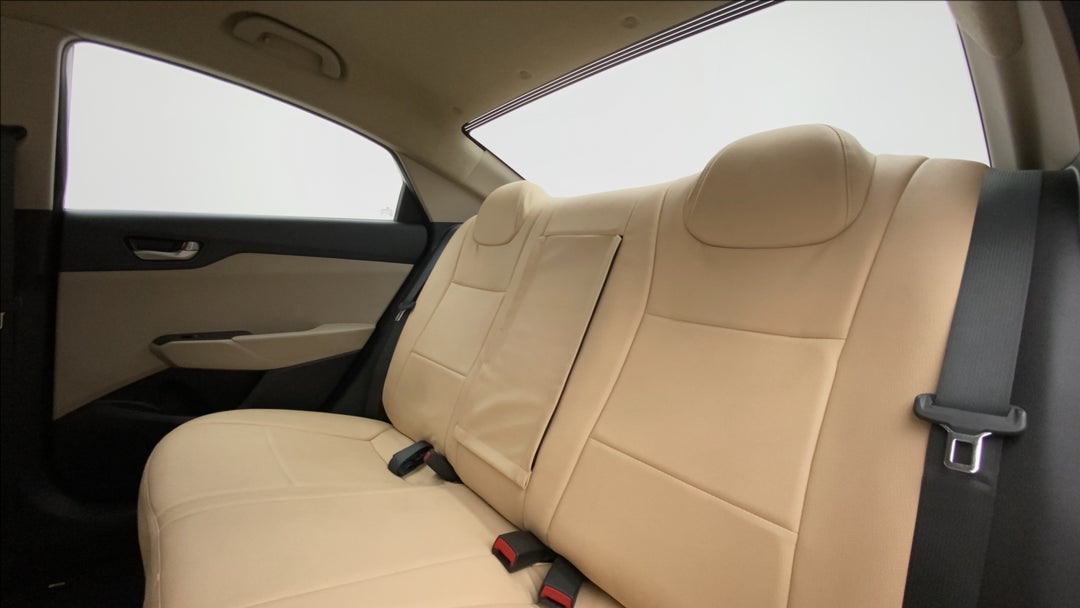 Right Side Rear Door Cabin