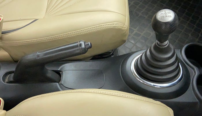 2014 Honda Amaze 1.2 SMT I VTEC, Petrol, Manual, 67,170 km, Gear Lever