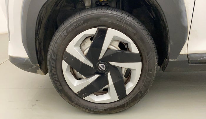2021 Nissan MAGNITE XE, Petrol, Manual, 4,195 km, Left Front Wheel