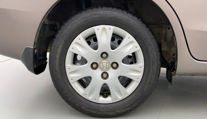2013 Honda Amaze 1.2 SMT I VTEC, Petrol, Manual, 39,214 km, Right Rear Wheel