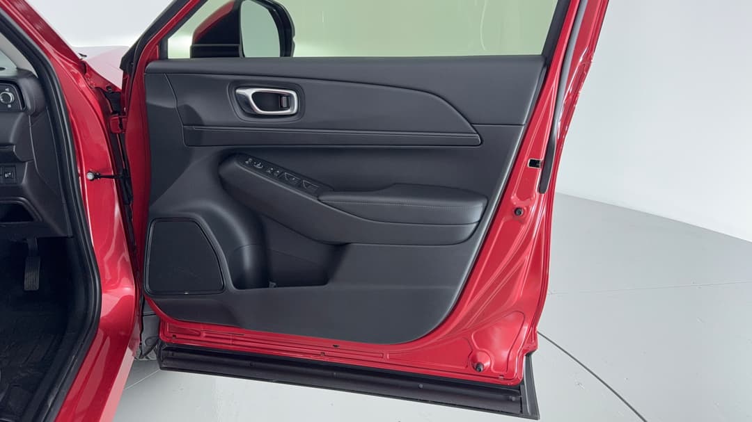 2025 Honda HR-V Vi X, Automatic, 7773 km, Speaker View
