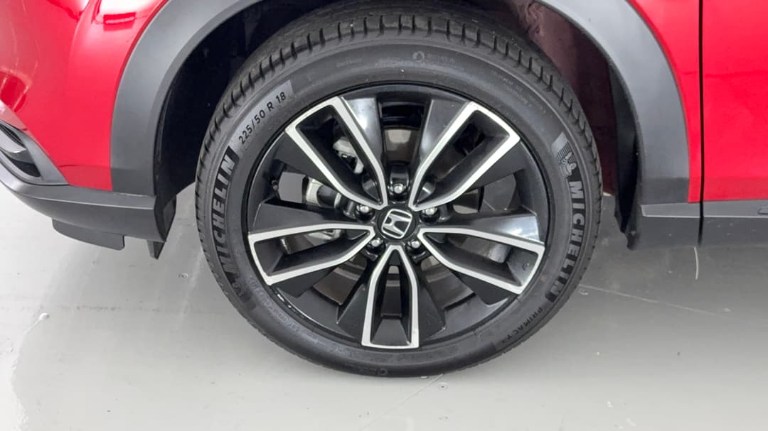 2025 Honda HR-V Vi X, Automatic, 7773 km, Left Front Wheel