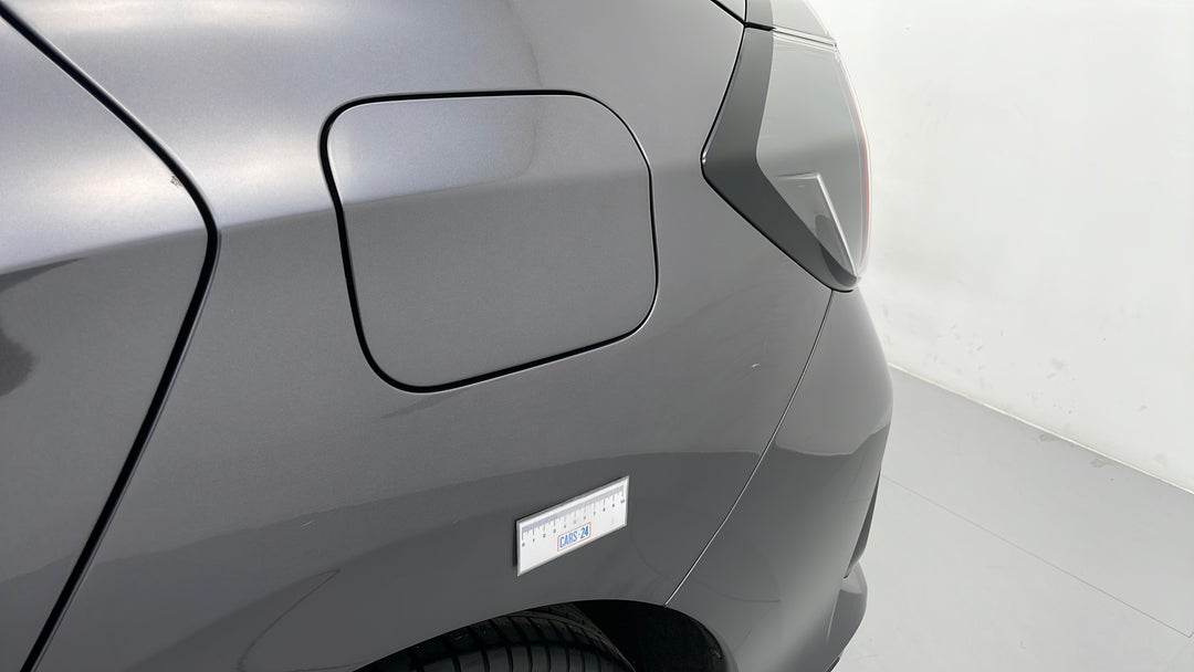 Quarter Panel Rear LHS Scratch