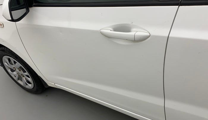 2017 Hyundai Grand i10 SPORTZ 1.2 KAPPA VTVT, Petrol, Manual, 41,236 km, Front passenger door - Slightly dented