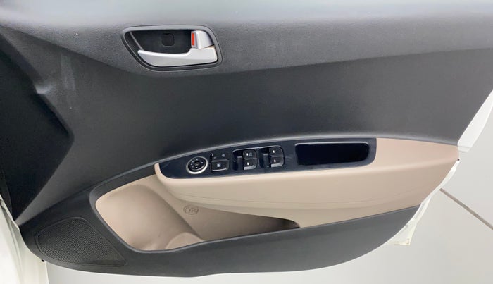 2017 Hyundai Grand i10 SPORTZ 1.2 KAPPA VTVT, Petrol, Manual, 41,236 km, Driver Side Door Panels Control