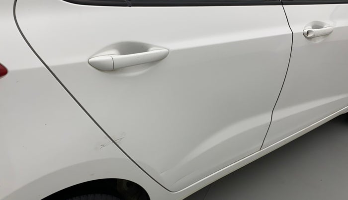 2017 Hyundai Grand i10 SPORTZ 1.2 KAPPA VTVT, Petrol, Manual, 41,236 km, Right rear door - Slightly dented