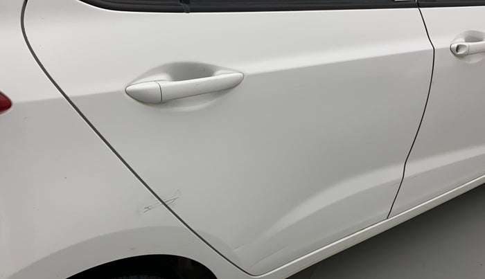 2017 Hyundai Grand i10 SPORTZ 1.2 KAPPA VTVT, Petrol, Manual, 41,236 km, Right rear door - Minor scratches