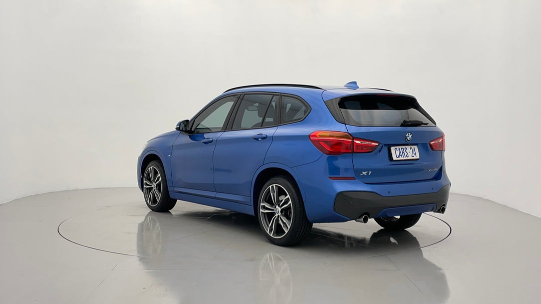 Left Back Diagonal (45- Degree) View