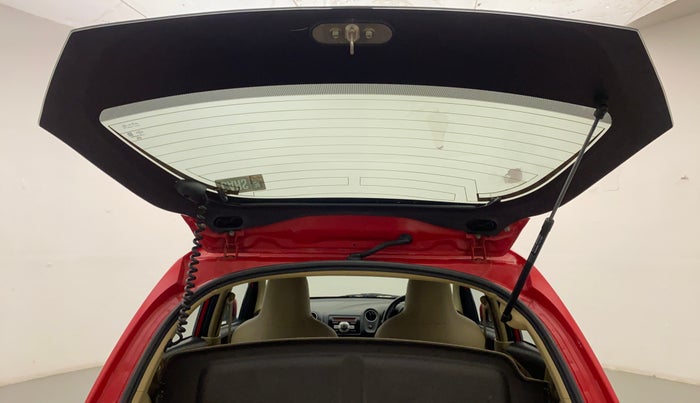 2015 Honda Brio VX MT, Petrol, Manual, 14,489 km, Boot Door Open