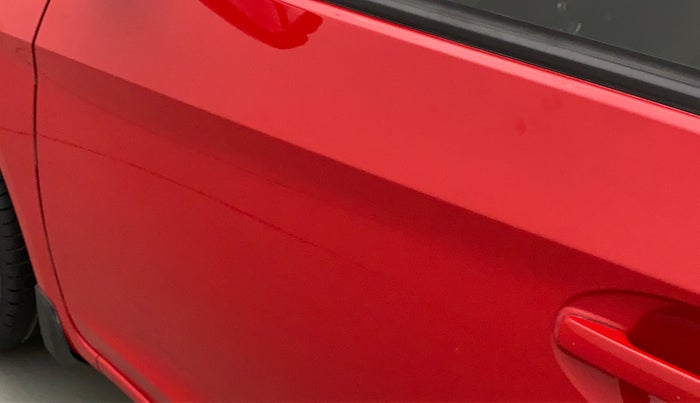 2015 Honda Brio VX MT, Petrol, Manual, 14,489 km, Front passenger door - Minor scratches