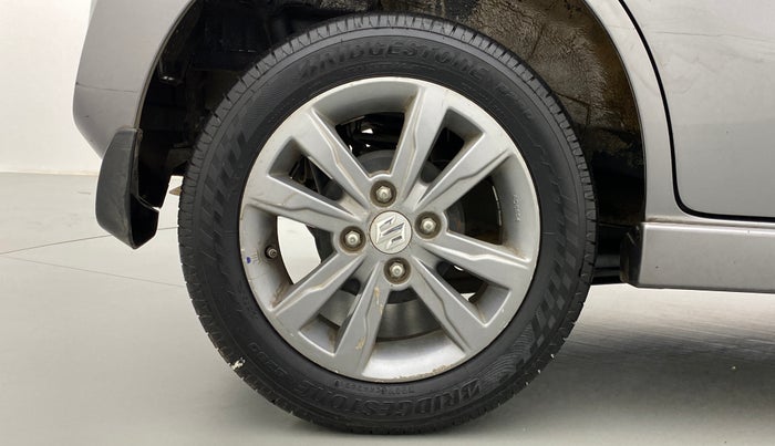 2014 Maruti Wagon R Stingray VXI, Petrol, Manual, 65,843 km, Right Rear Wheel