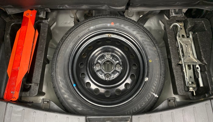 2014 Maruti Wagon R Stingray VXI, Petrol, Manual, 65,843 km, Spare Tyre
