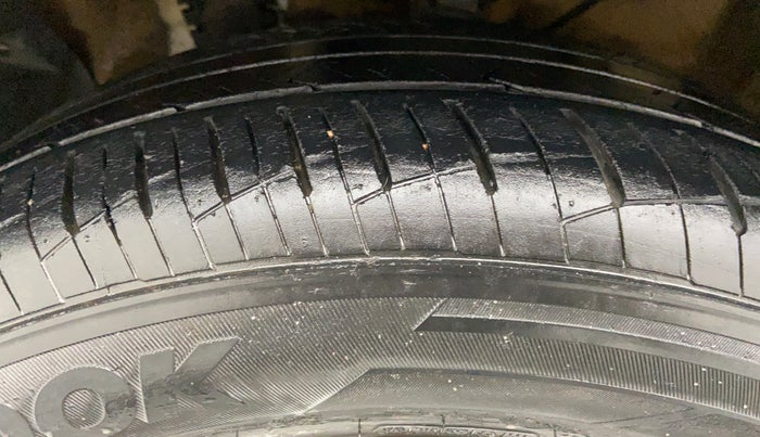 2019 Hyundai Creta 1.6 SX (O) VTVT, Petrol, Manual, 60,781 km, Left Front Tyre Tread