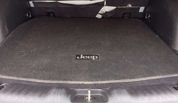 2018 Jeep Compass LIMITED (O) 1.4 PETROL AT, Petrol, Automatic, 68,319 km, Boot Inside