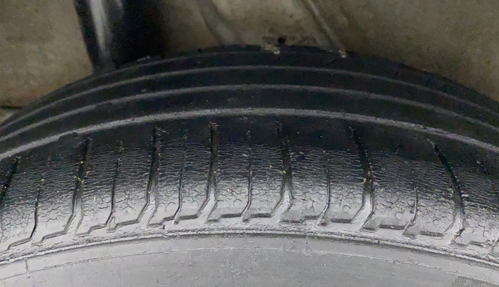 2019 Hyundai VENUE SX 1.4 CRDI, Diesel, Manual, 62,642 km, Right Rear Tyre Tread