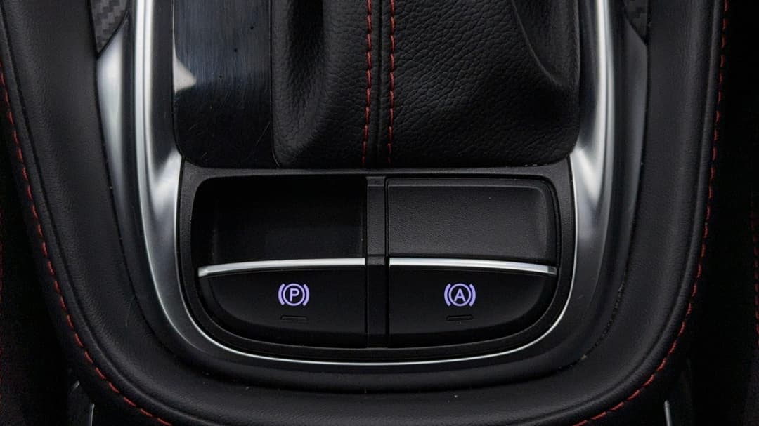 2022 MG Zst Core, Automatic, 45614 km, Handbrake
