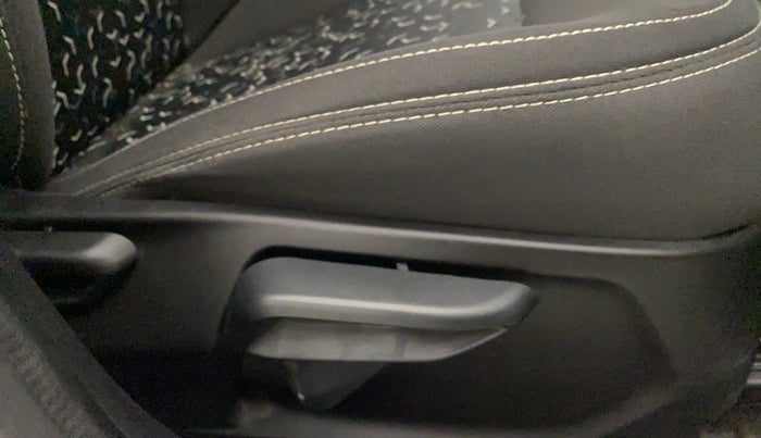 2020 Tata Tiago XZA PLUS PETROL, Petrol, Automatic, 20,657 km, Driver Side Adjustment Panel