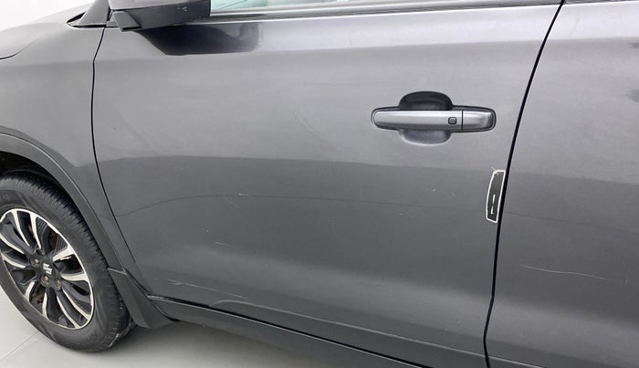 2020 Maruti Vitara Brezza ZXI PLUS AT SHVS, Petrol, Automatic, 46,773 km, Front passenger door - Minor scratches