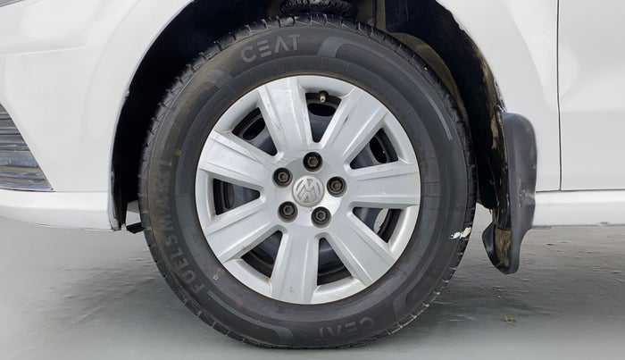 2017 Volkswagen Ameo TRENDLINE 1.5, Diesel, Manual, 79,605 km, Left Front Wheel