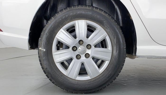 2017 Volkswagen Ameo TRENDLINE 1.5, Diesel, Manual, 79,605 km, Right Rear Wheel