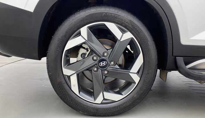 2022 Hyundai ALCAZAR PLATINUM 2.0 MT 7STR, Petrol, Manual, 11,516 km, Right Rear Wheel