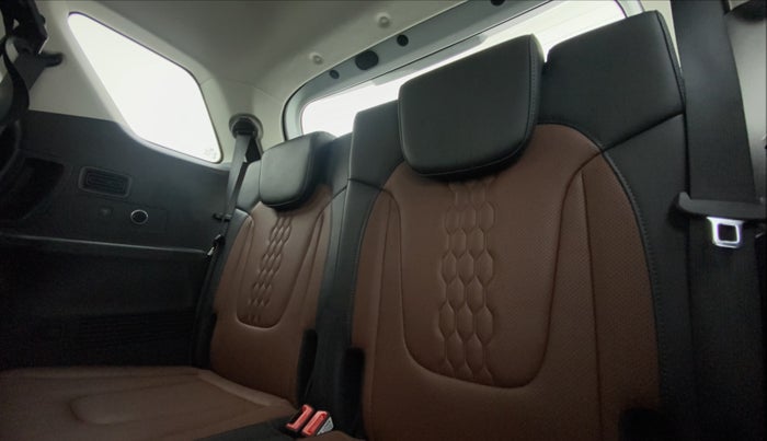 2022 Hyundai ALCAZAR PLATINUM 2.0 MT 7STR, Petrol, Manual, 11,516 km, Third Seat Row ( optional )