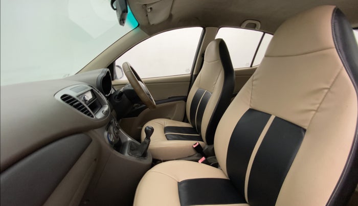 2011 Hyundai i10 MAGNA 1.2 KAPPA2, Petrol, Manual, 73,276 km, Right Side Front Door Cabin View