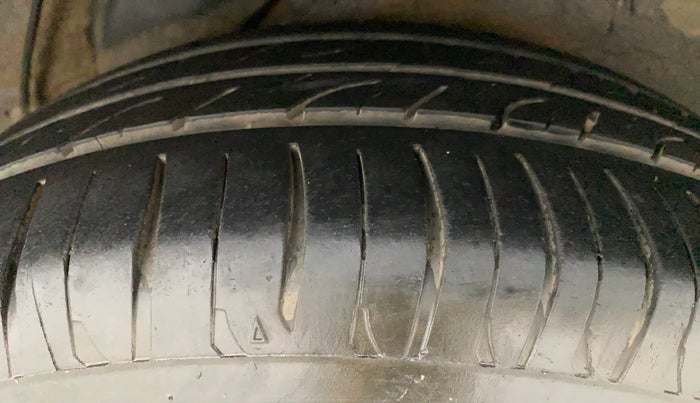 2014 Hyundai i20 ASTA 1.2, Petrol, Manual, 77,799 km, Left Rear Tyre Tread